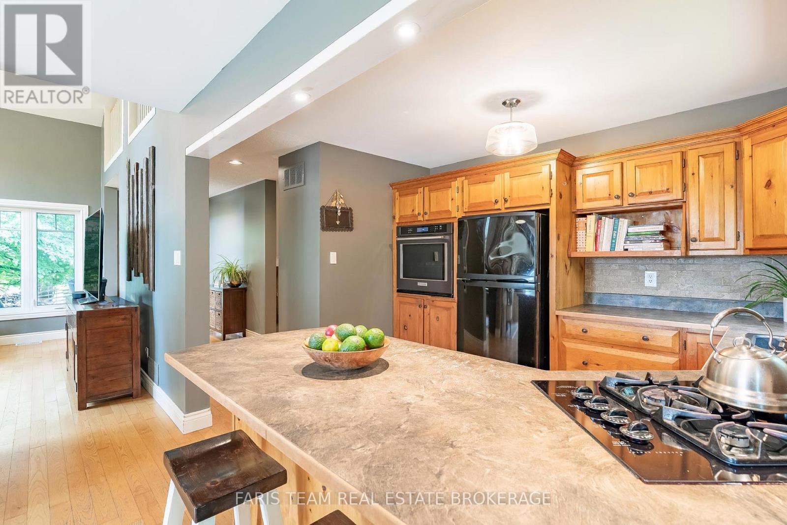 2268 Flos Road 10 E, Springwater, Ontario  L0L 1P0 - Photo 10 - S13474194