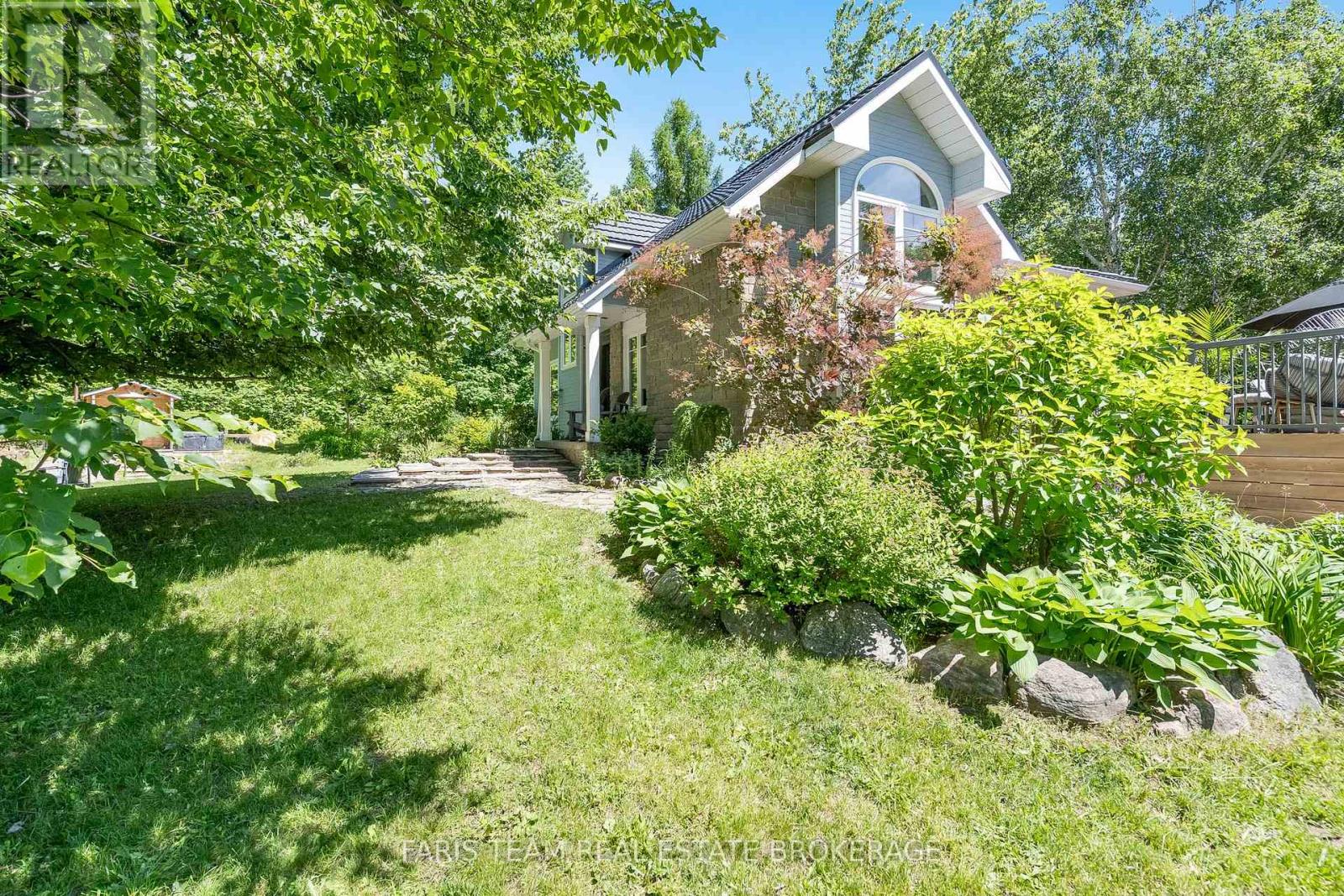 2268 Flos Road 10 E, Springwater, Ontario  L0L 1P0 - Photo 4 - S13474194