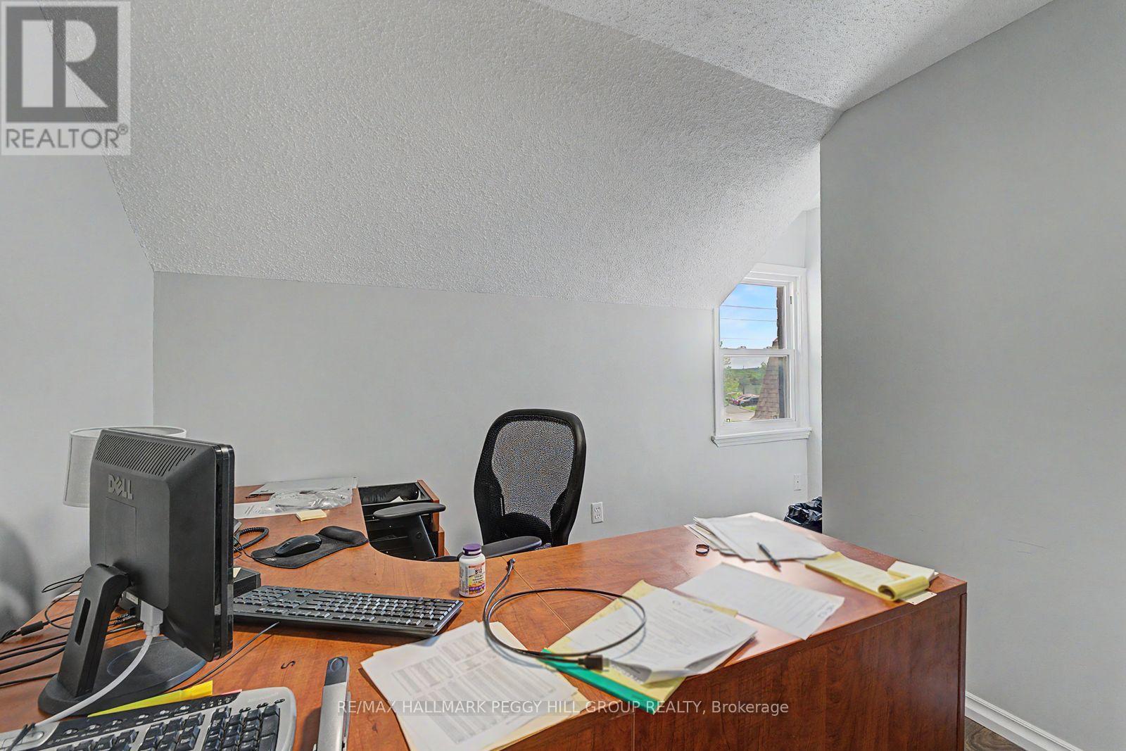 173 Dunlop Street W, Barrie (Queen's Park), Ontario  L4N 1B4 - Photo 10 - S13474354