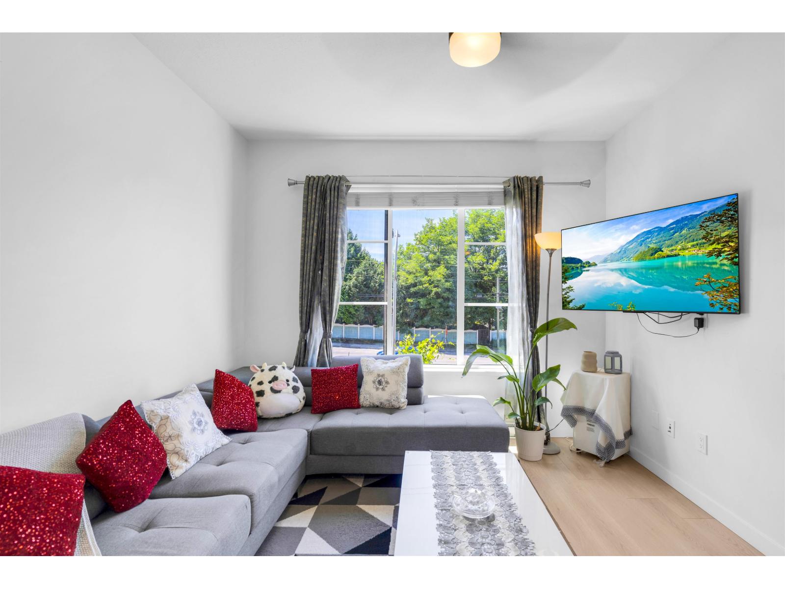 Listing image 6