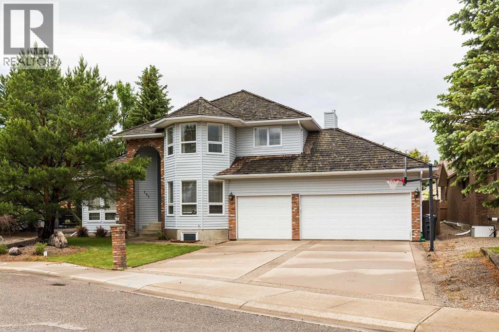 205 Kings Bay S, Lethbridge, Alberta  T1K 5G1 - Photo 2 - A2321645
