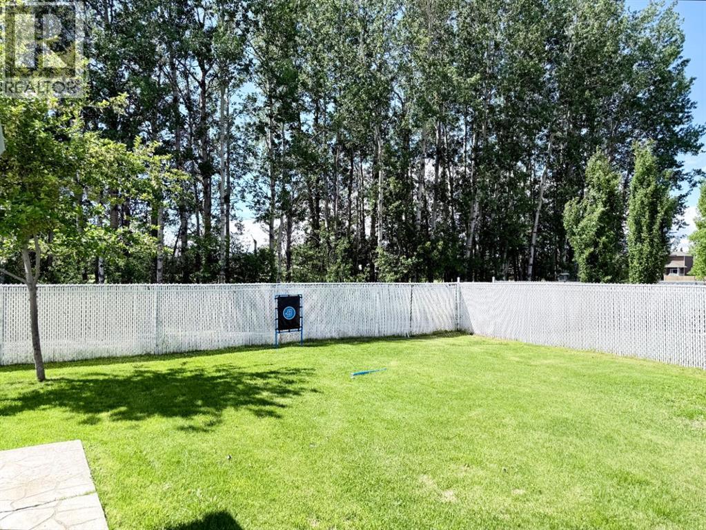 42 Olson Crescent, Whitecourt, Alberta  T7S 1T9 - Photo 2 - A2311497