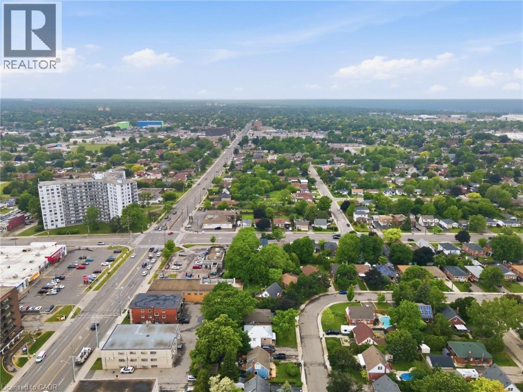 4 Duncombe Drive, Hamilton, Ontario  L9A 2E8 - Photo 45 - 40835484