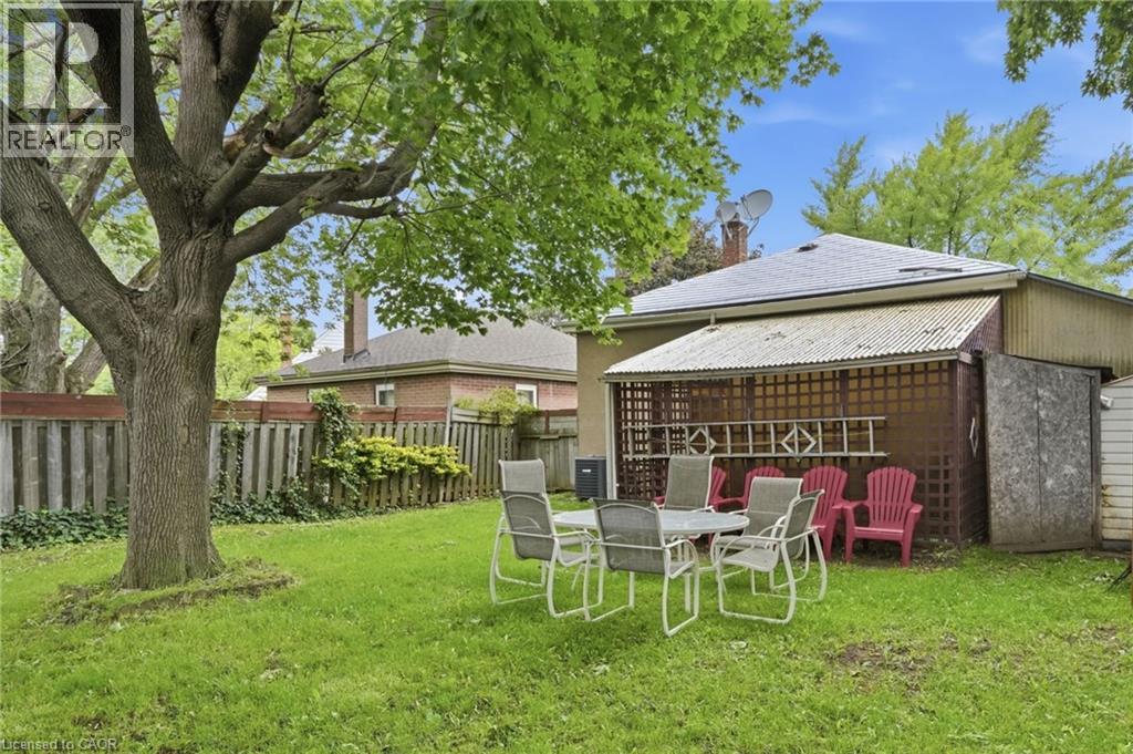 4 Duncombe Drive, Hamilton, Ontario  L9A 2E8 - Photo 36 - 40835484