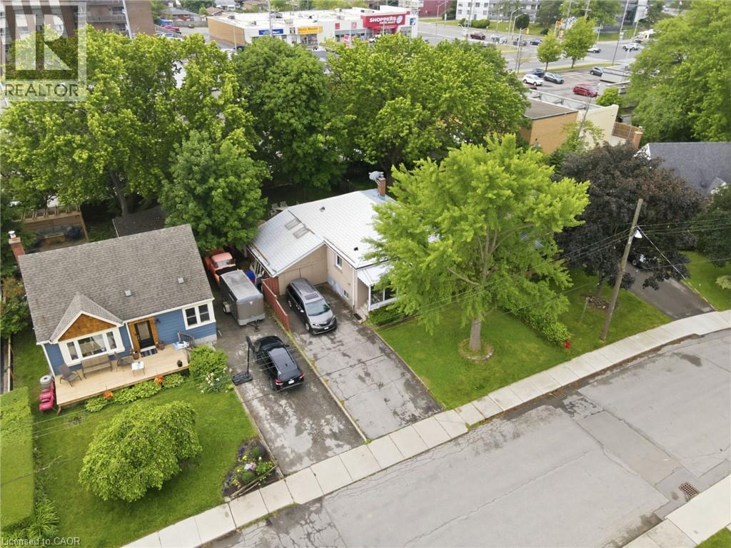 4 Duncombe Drive, Hamilton, Ontario  L9A 2E8 - Photo 39 - 40835484