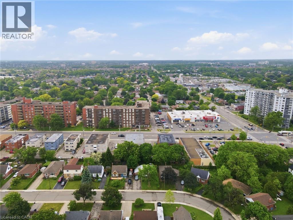 4 Duncombe Drive, Hamilton, Ontario  L9A 2E8 - Photo 42 - 40835484