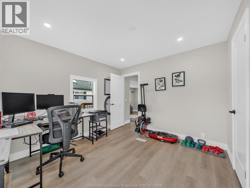 25 Parkside, Mcgregor, Ontario  N0R 1J0 - Photo 12 - 26014755