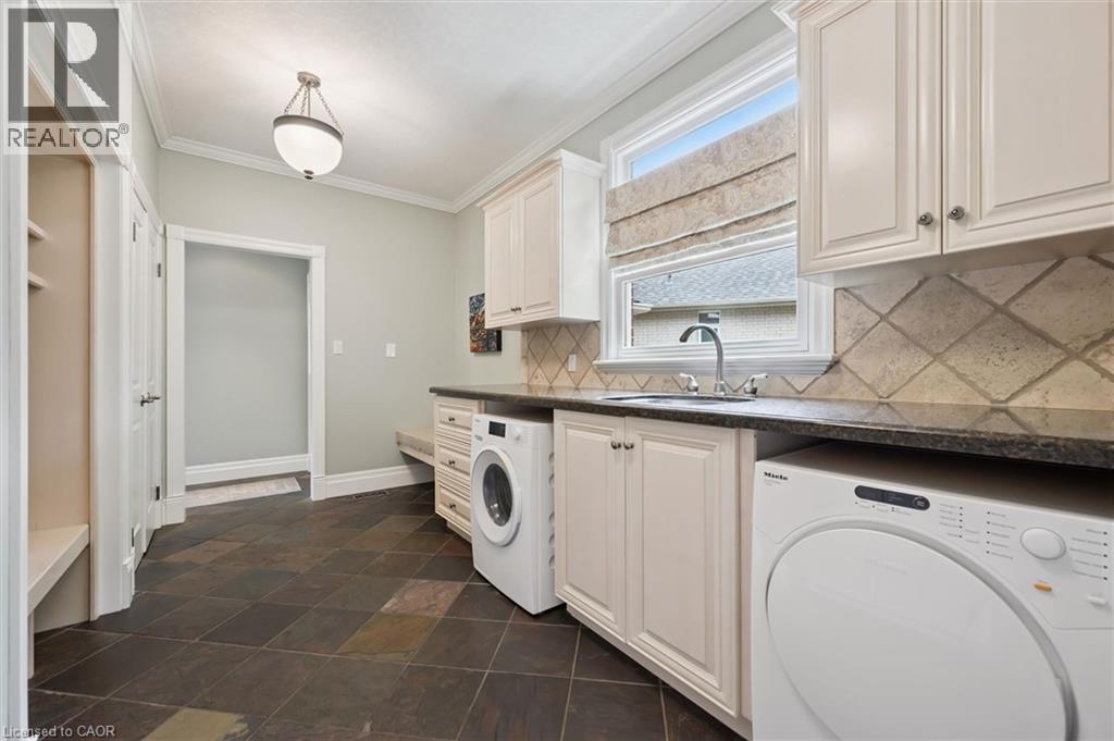 248 The Lion's Gate, Waterloo, Ontario  N2L 6M5 - Photo 15 - 40841223