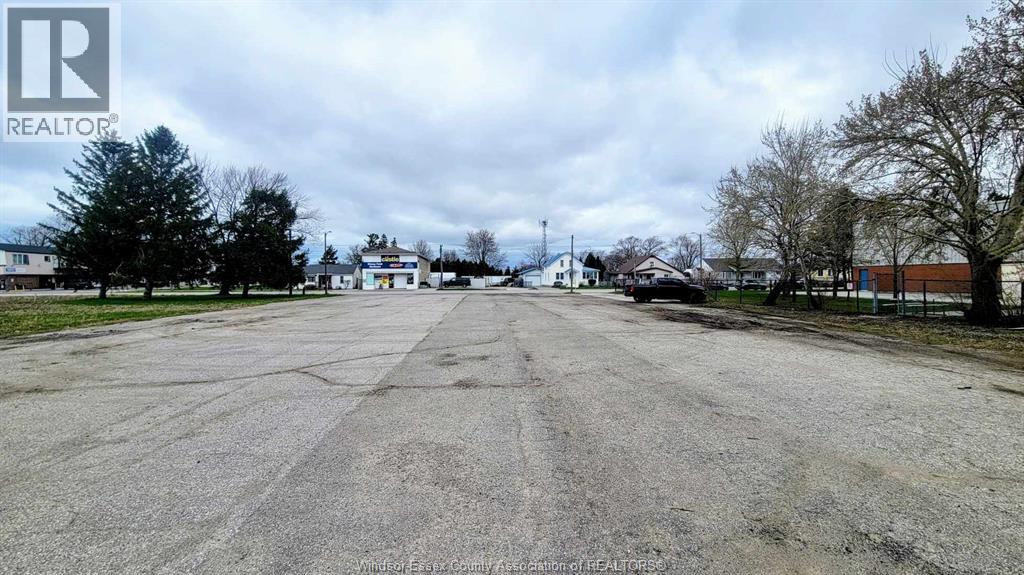 7119 Tecumseh Road, Lakeshore, Ontario  N8T 3K4 - Photo 3 - 26014808