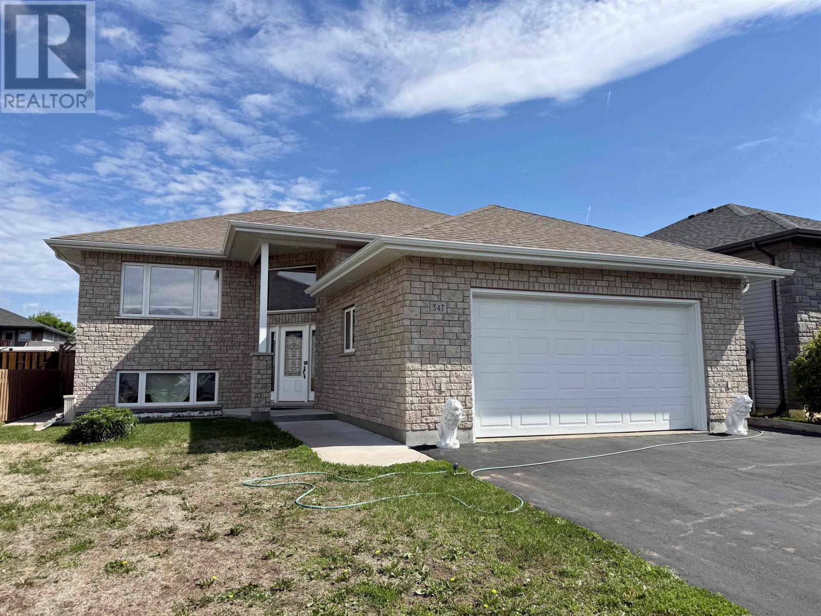 547 Fireweed Bay, Thunder Bay, Ontario  P7G 0A7 - Photo 24 - TB2601617