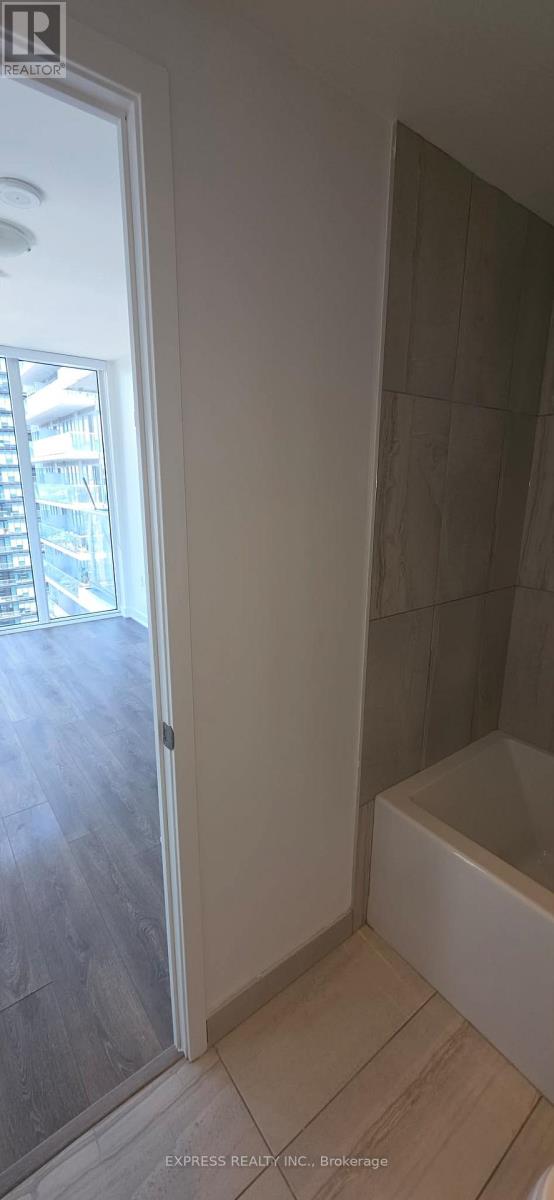 2212 - 195 Redpath Avenue, Toronto, Ontario  M4P 0E4 - Photo 6 - C12997536