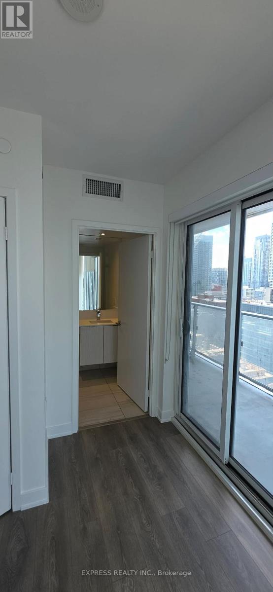2212 - 195 Redpath Avenue, Toronto, Ontario  M4P 0E4 - Photo 14 - C12997536