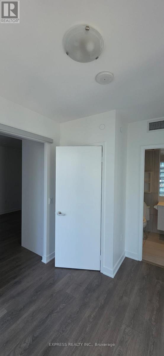 2212 - 195 Redpath Avenue, Toronto, Ontario  M4P 0E4 - Photo 7 - C12997536