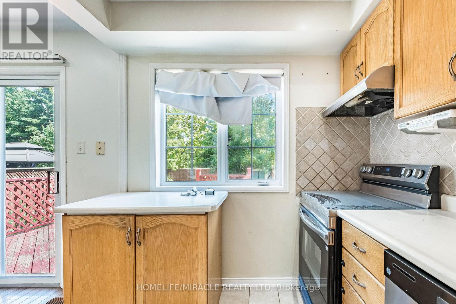 46 Weather Vane Lane, Brampton, Ontario  L6X 4R5 - Photo 16 - W13468474