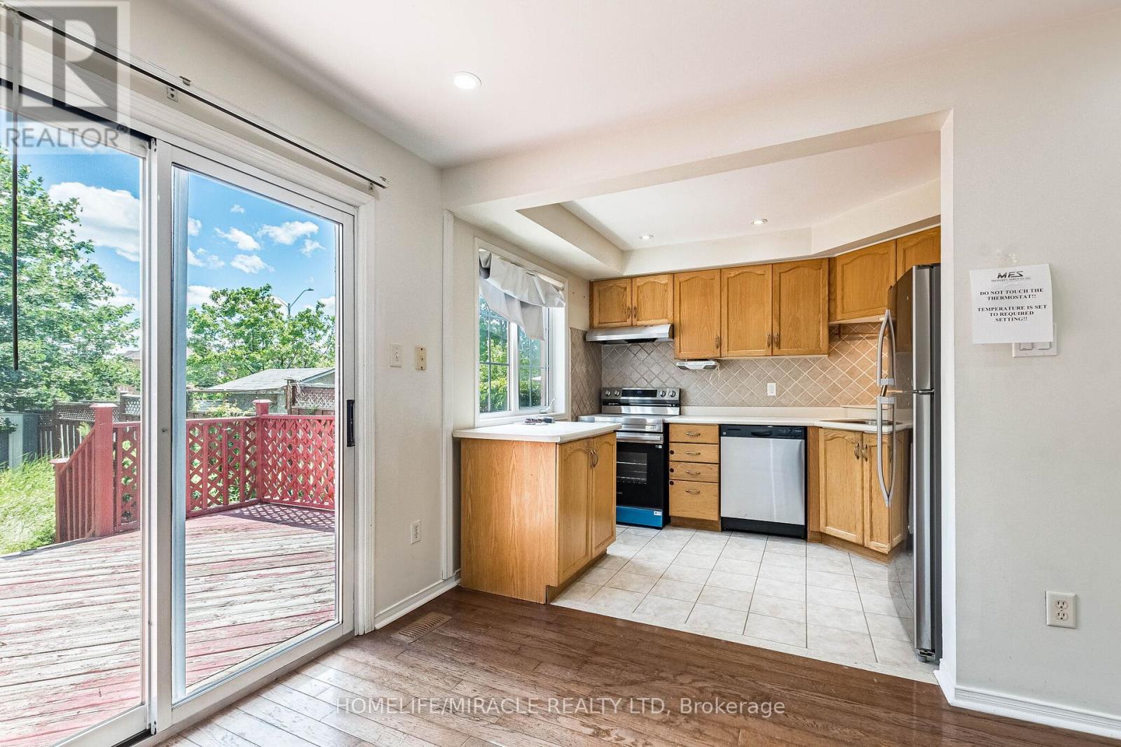 46 Weather Vane Lane, Brampton, Ontario  L6X 4R5 - Photo 13 - W13468474