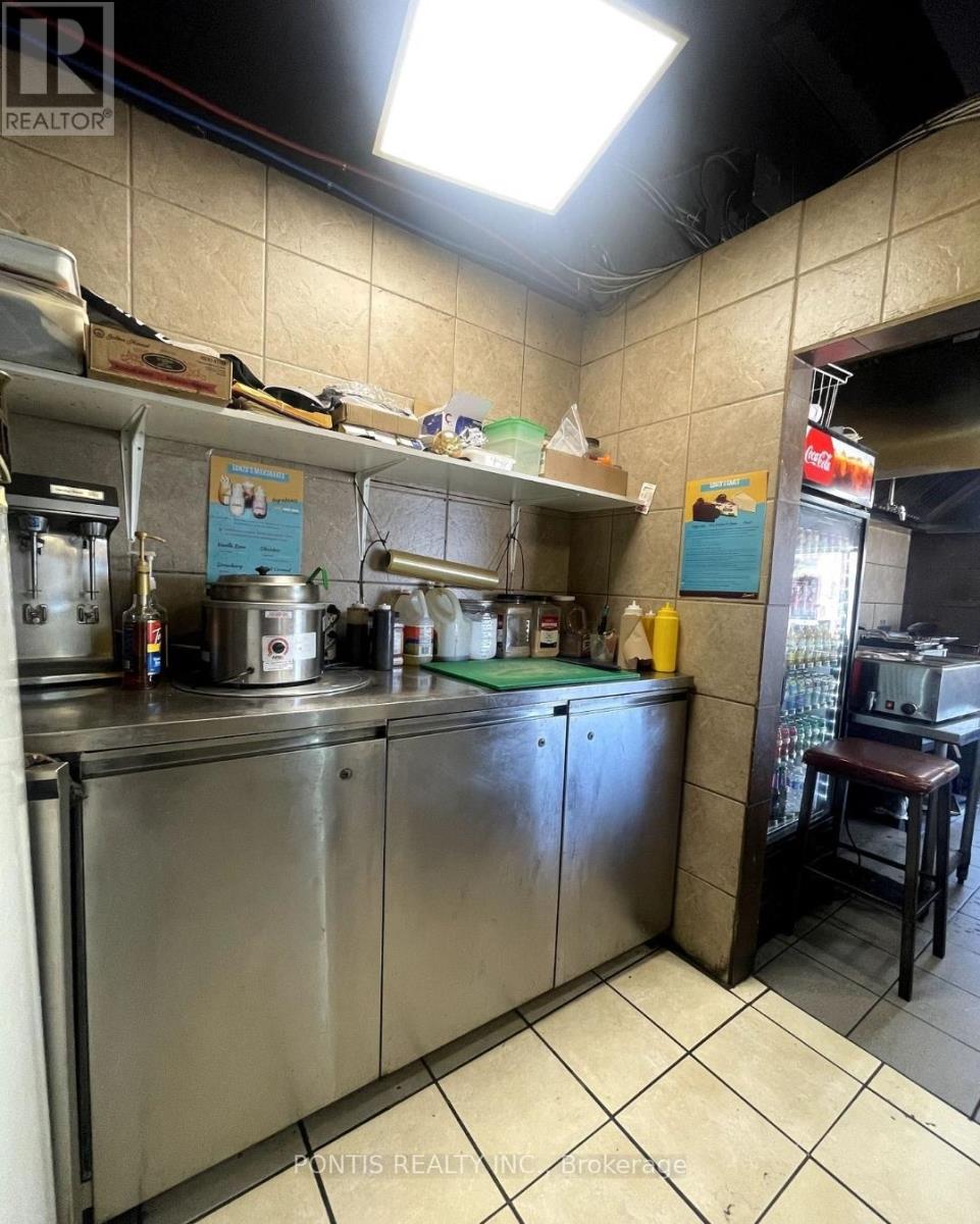 1 - 5487 Dundas Street W, Toronto, Ontario  M9B 1B5 - Photo 9 - W13470852