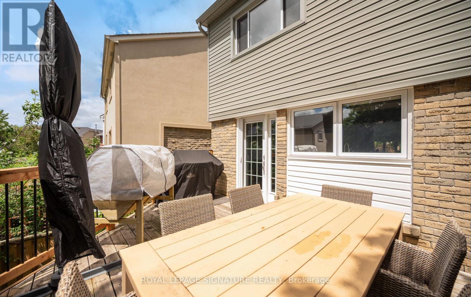 43 Hellensfield Crescent, Toronto, Ontario  M9C 5E5 - Photo 43 - W13473474