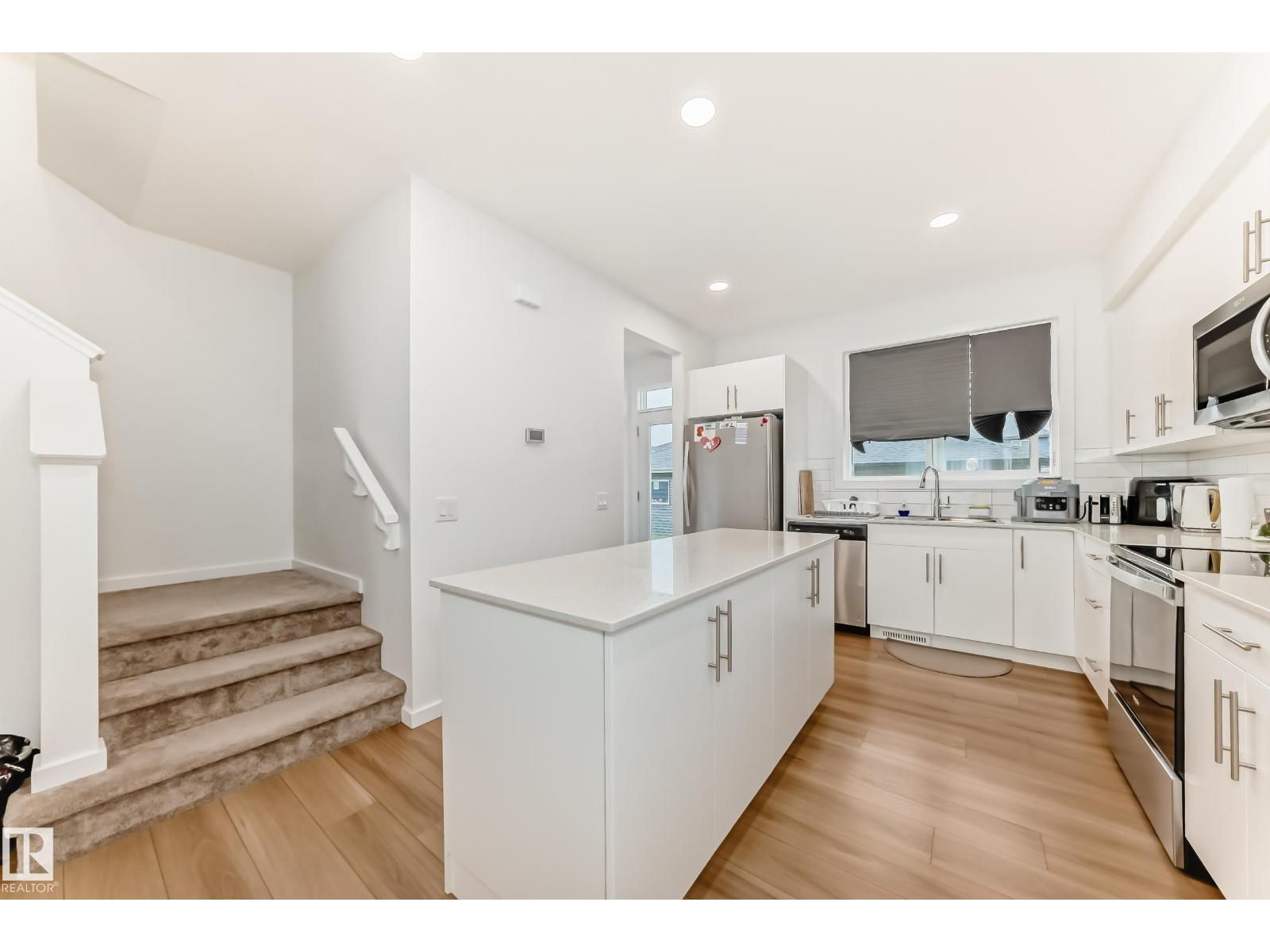 8129 226a Street NW NW, Edmonton, Alberta  T5T 7S8 - Photo 7 - E4493591