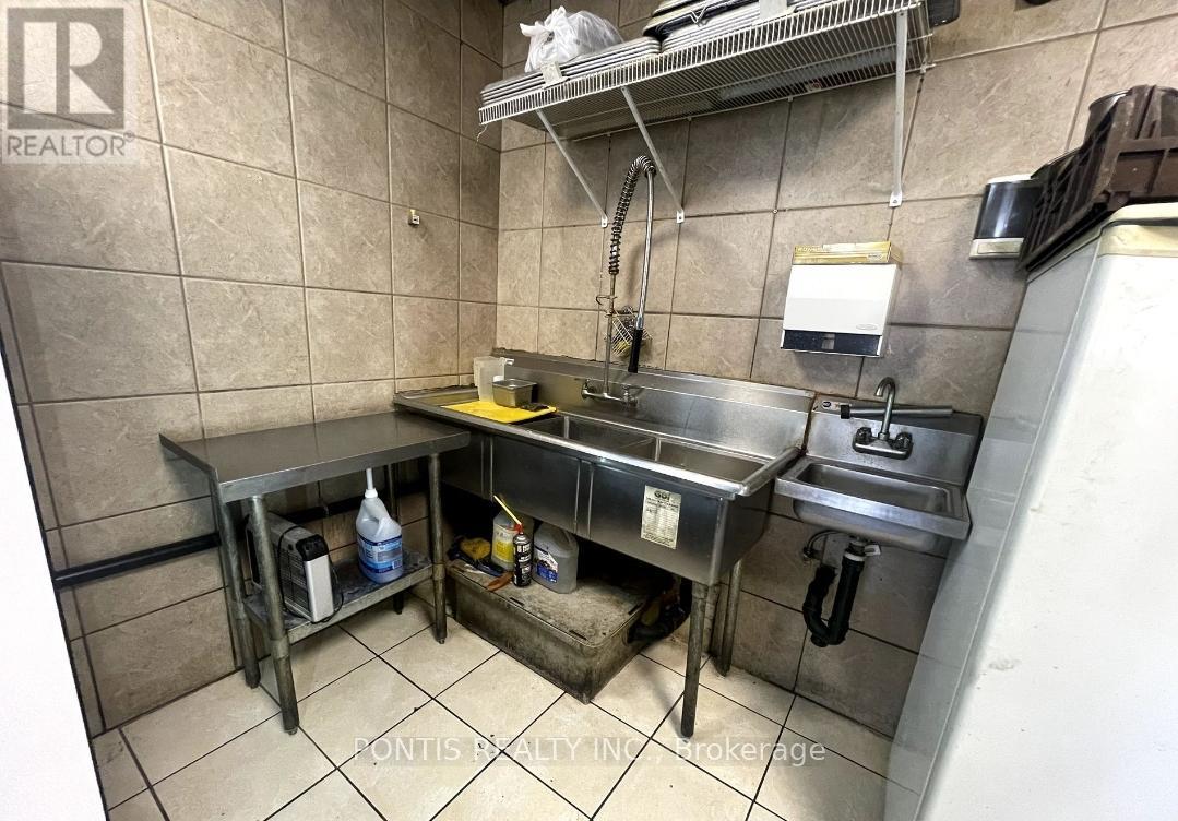 1 - 5487 Dundas Street W, Toronto, Ontario  M9B 1B5 - Photo 8 - W13470852