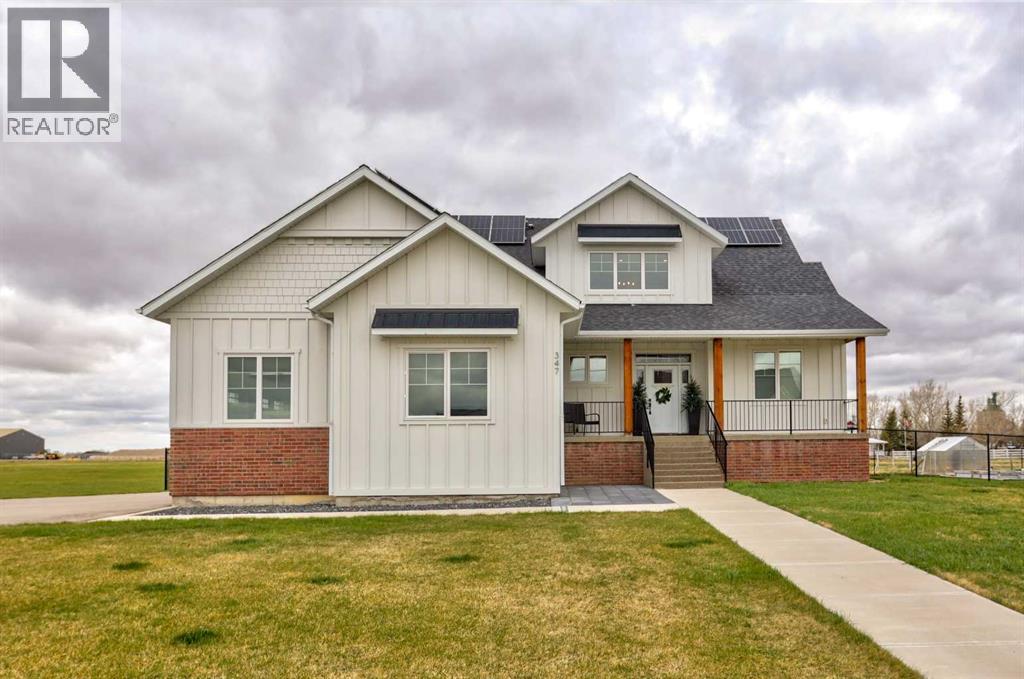 347 1 Avenue  N, Magrath, Alberta  T0K 1J0 - Photo 1 - A2303966