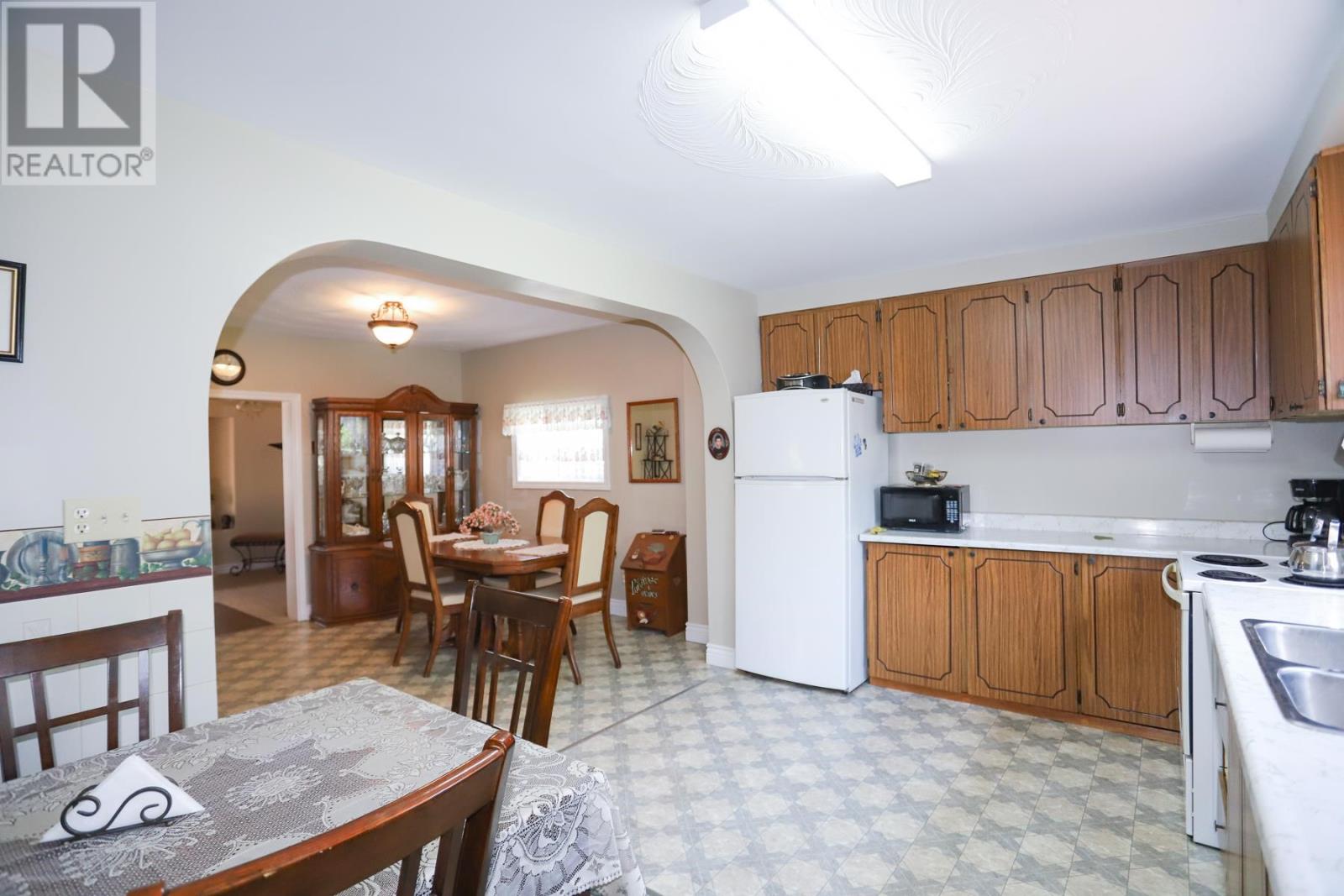 560 Sherbourne St, Sault Ste. Marie, Ontario P6C 3X7 - Photo 11 - SM261537