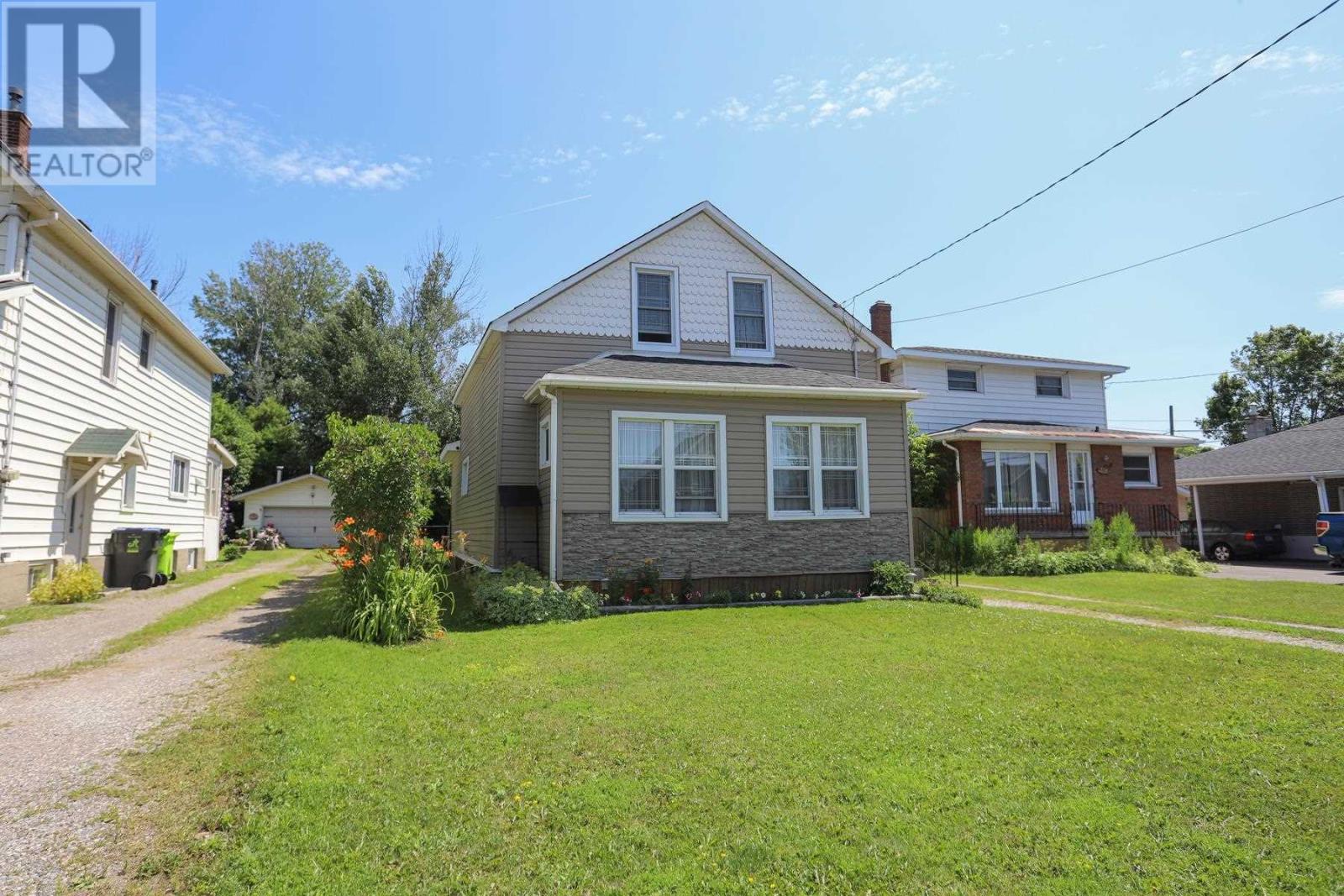 560 Sherbourne St, Sault Ste. Marie, Ontario P6C 3X7 - Photo 33 - SM261537