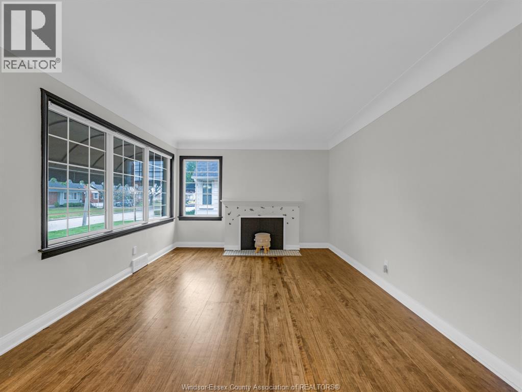 2584 Chilver, Windsor, Ontario  N8W 2V9 - Photo 7 - 26014816