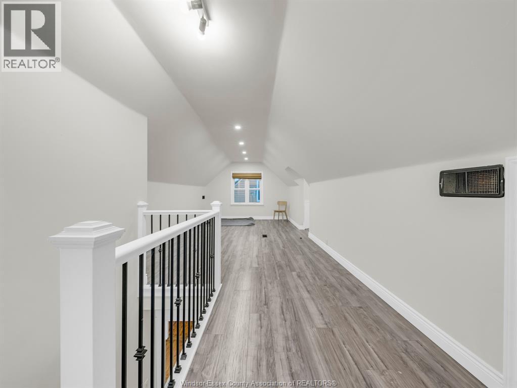 2584 Chilver, Windsor, Ontario  N8W 2V9 - Photo 19 - 26014816