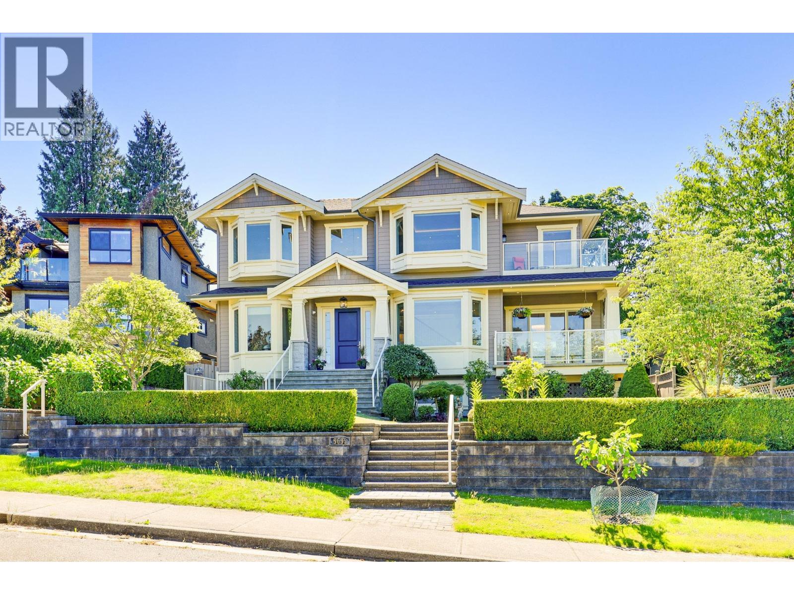 5635 OAKGLEN DRIVE, Burnaby, British Columbia