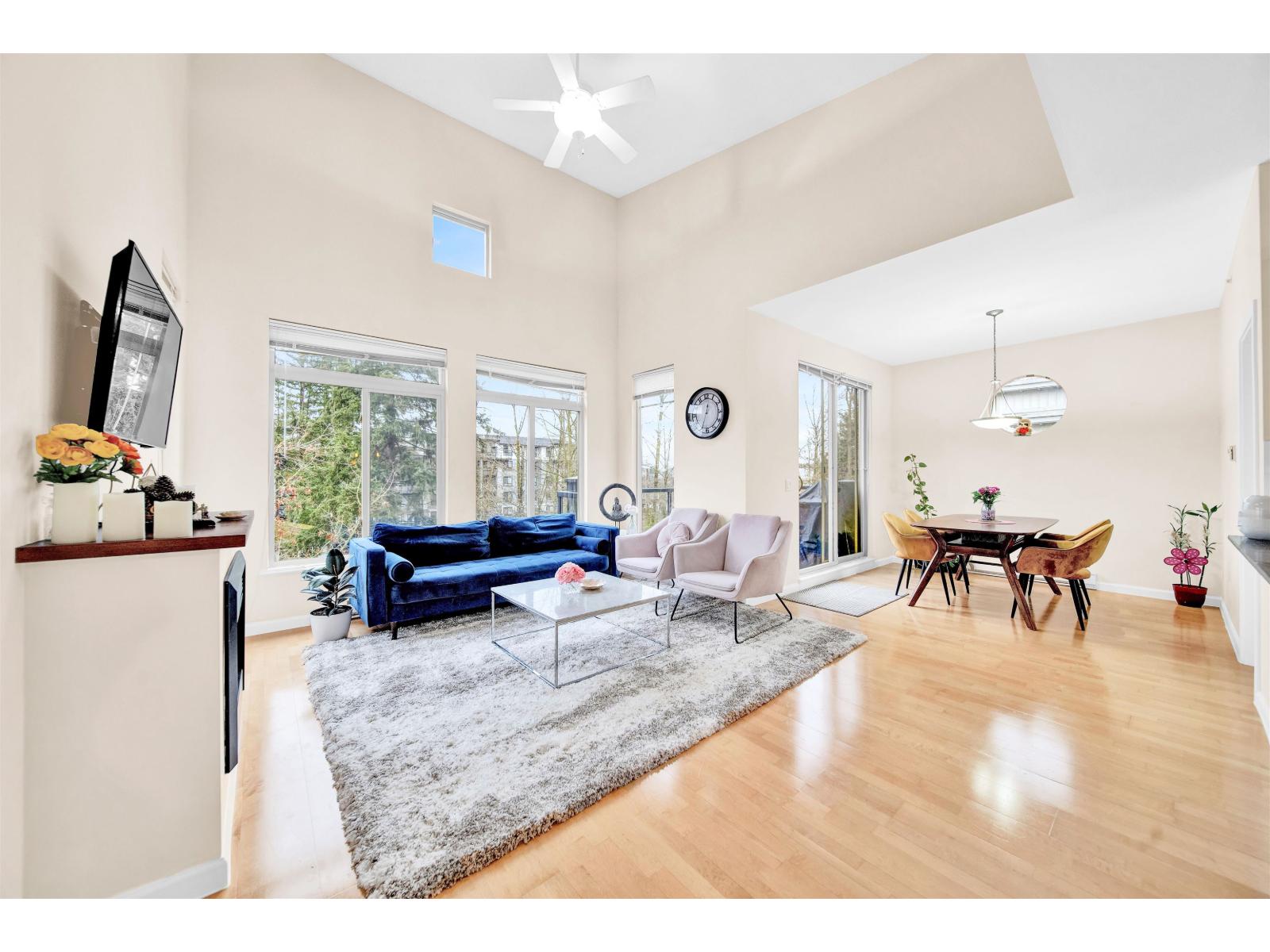 419 15385 101a Avenue, Surrey, British Columbia  V3R 0B4 - Photo 8 - R3138295