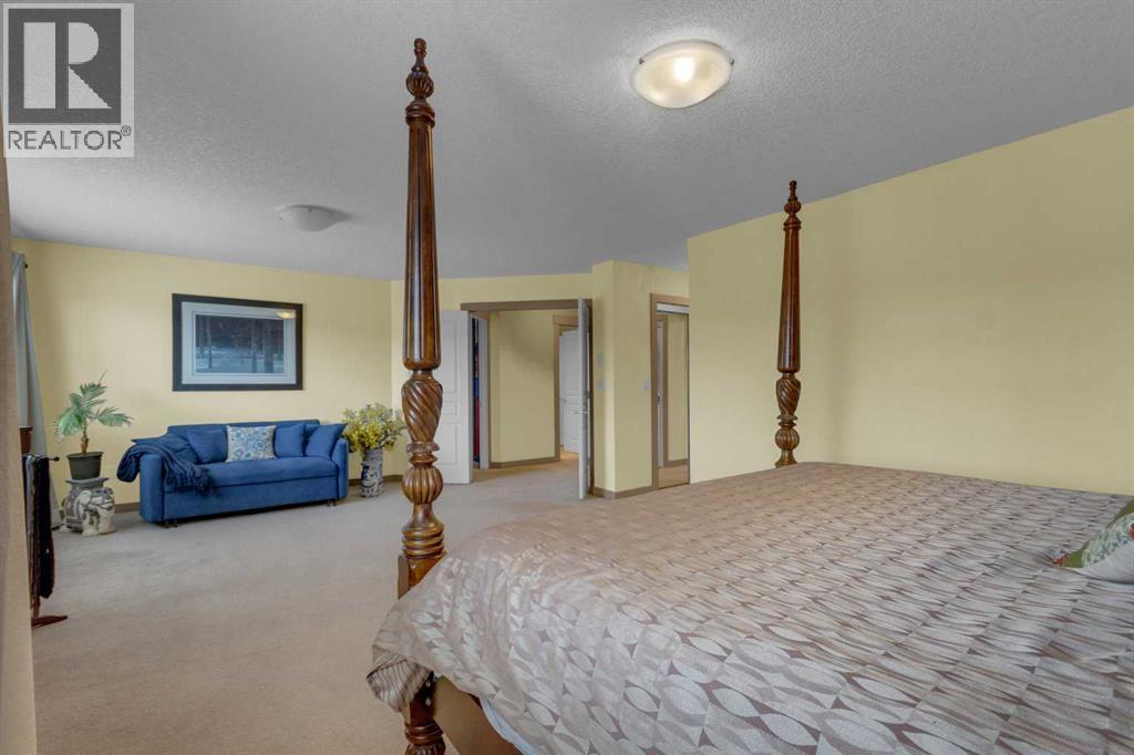 8 Elmont Court Sw, Calgary, Alberta  T3H 5Z8 - Photo 25 - A2314670