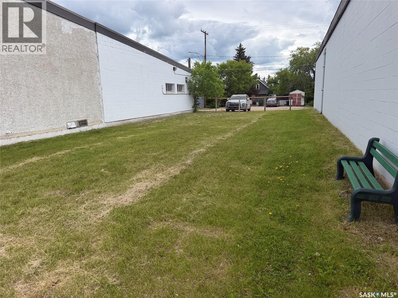 106 Churchill Street, Hudson Bay, Saskatchewan  S0E 0Y0 - Photo 2 - SK040228