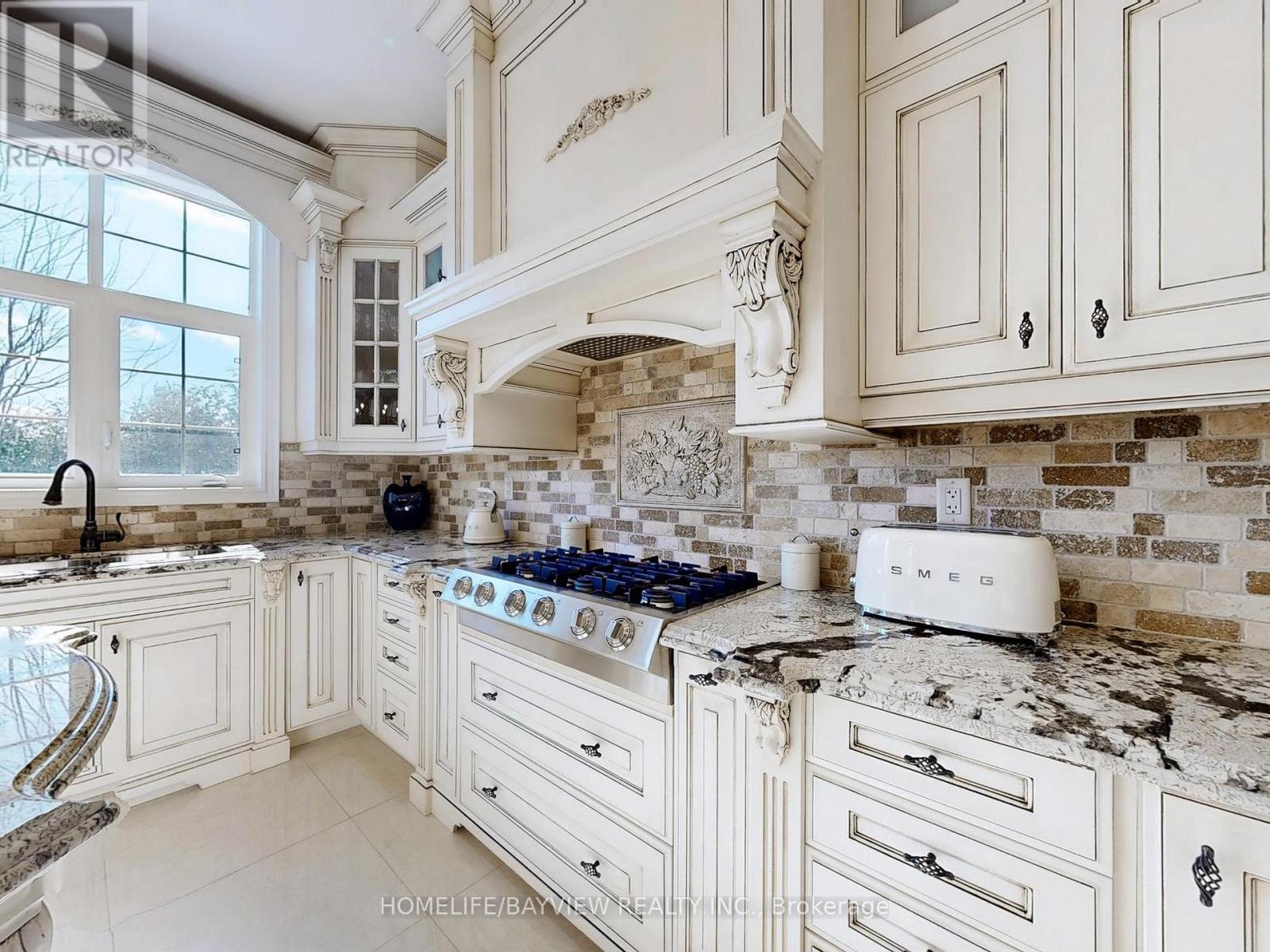 42 Lady Fenyrose Avenue, Vaughan, Ontario  L6A 0E2 - Photo 16 - N13474762