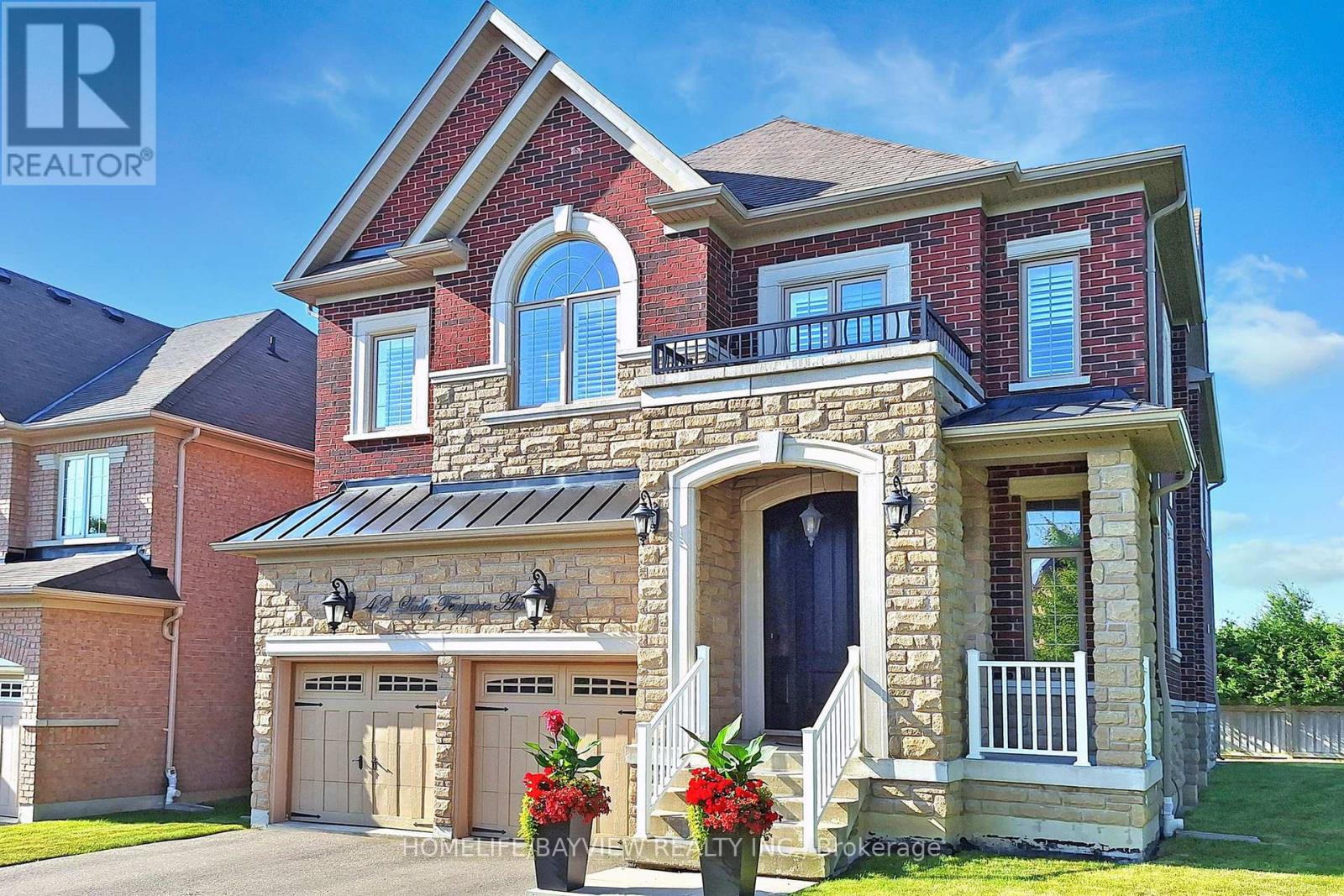 42 Lady Fenyrose Avenue, Vaughan, Ontario  L6A 0E2 - Photo 2 - N13474762
