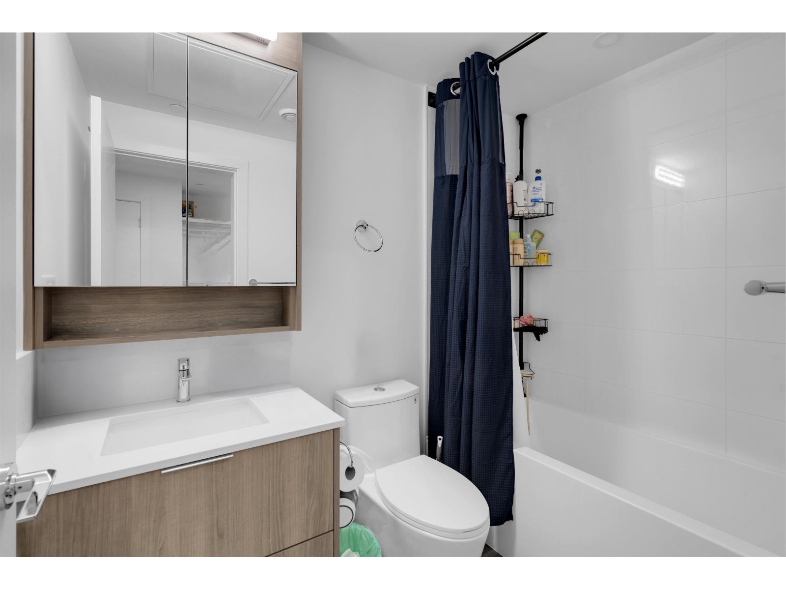 W213 10828 139a Street, Surrey, British Columbia  V3R 0H3 - Photo 11 - R3135830
