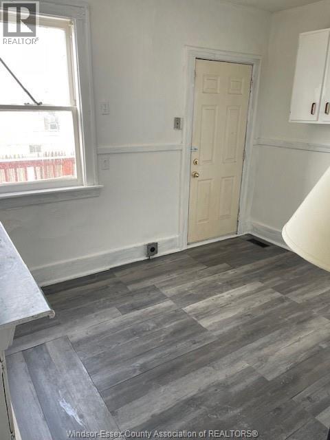 411-15 Mckay, Windsor, Ontario  N9B 1Z7 - Photo 2 - 26014809