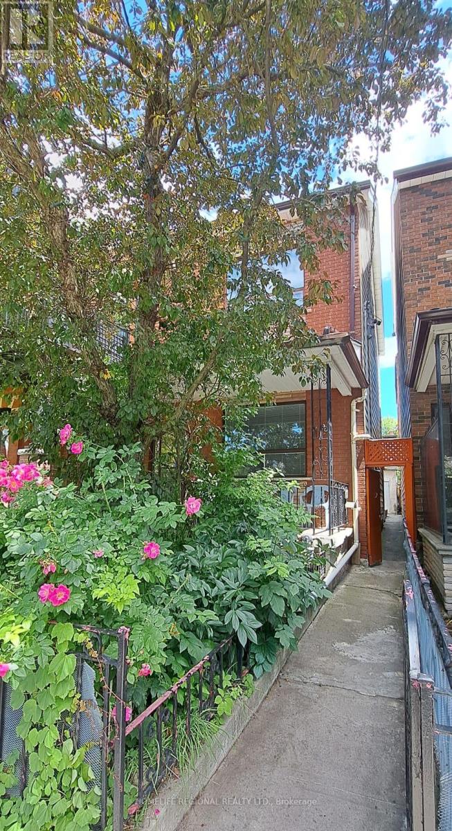 119 Major Street, Toronto, Ontario  M5S 2K9 - Photo 3 - C13474522