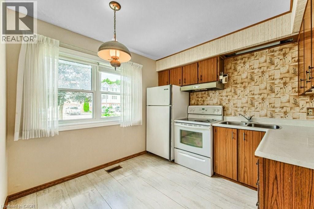 87 Charles Best Place, Kitchener, Ontario  N2M 5A4 - Photo 7 - 40839818