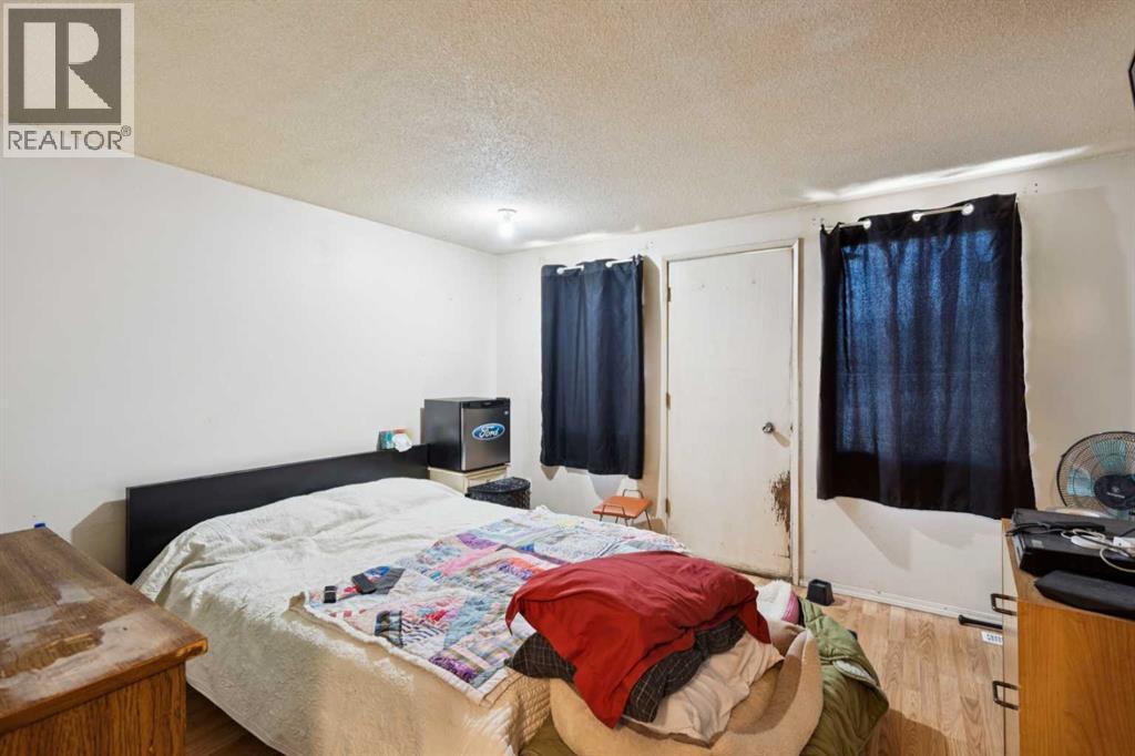 2030 39 Street SE, Calgary, Alberta  T2B 1A5 - Photo 10 - A2319498