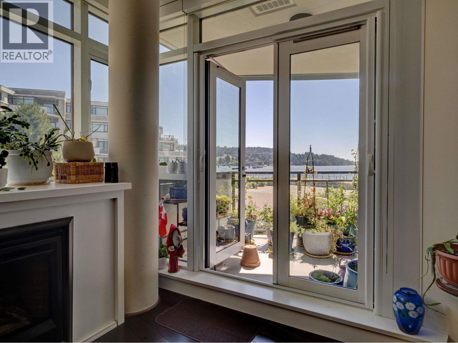307 5725 Teredo Street, Sechelt, British Columbia  V7Z 0J2 - Photo 9 - R3138284