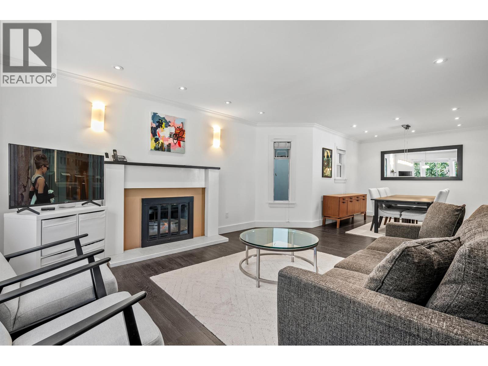 1050 E 10th Avenue, Vancouver, British Columbia V5T 2B5 - Photo 2 - R3138291