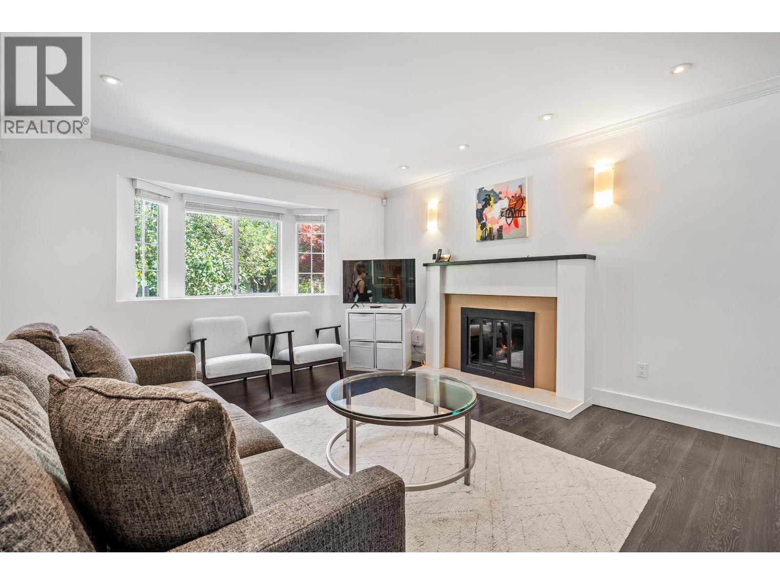 1050 E 10th Avenue, Vancouver, British Columbia V5T 2B5 - Photo 9 - R3138291