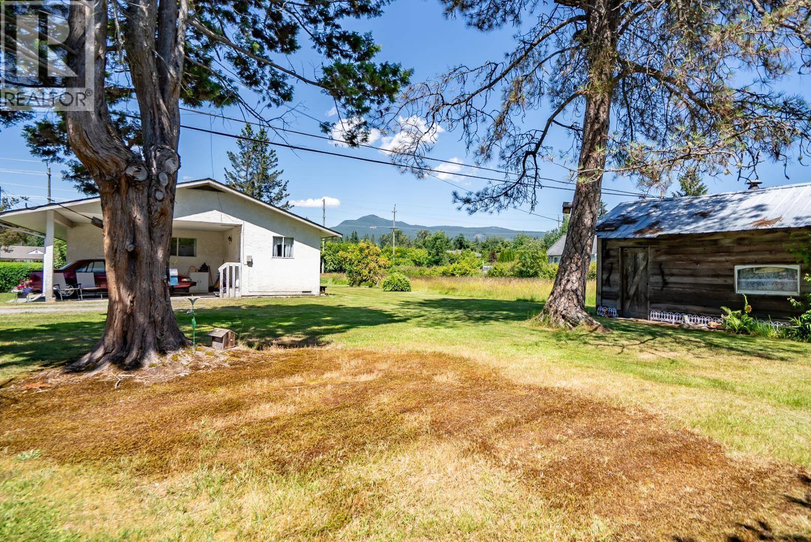 25792 Dewdney Trunk Road, Maple Ridge, British Columbia  V4R 1Y4 - Photo 2 - R3138270