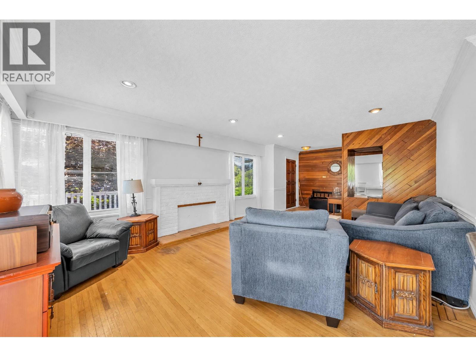468 Saville Crescent, North Vancouver, British Columbia  V7N 3B1 - Photo 18 - R3138290