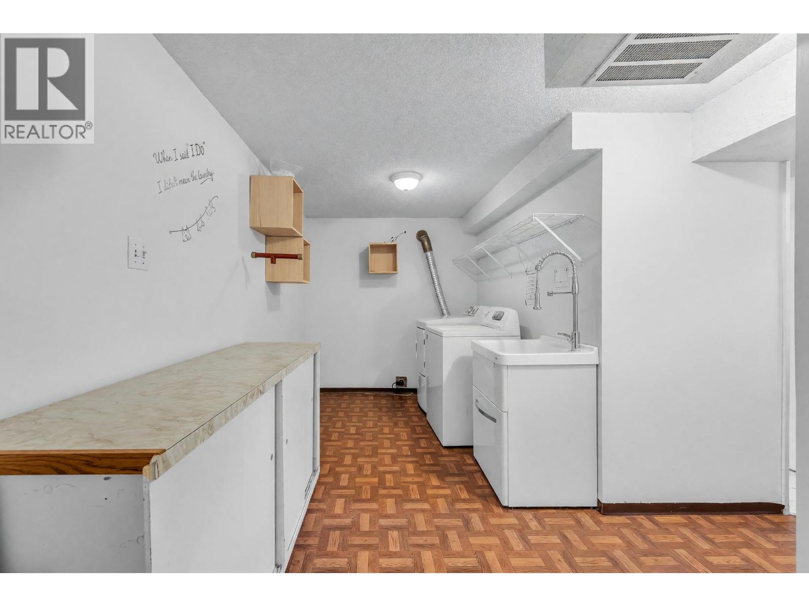468 Saville Crescent, North Vancouver, British Columbia  V7N 3B1 - Photo 31 - R3138290