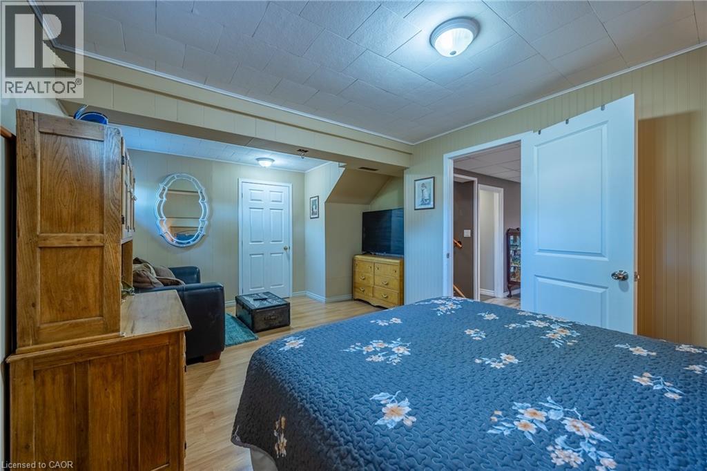 220 King Hiram Street, Ingersoll, Ontario  N5C 1L8 - Photo 19 - 40840594