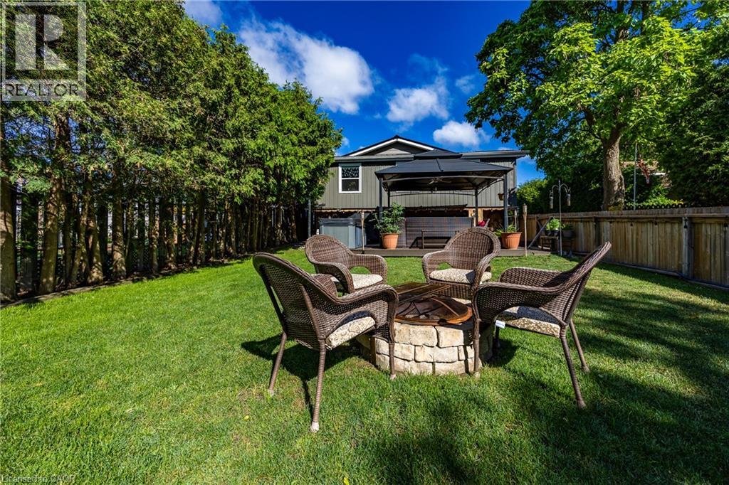 220 King Hiram Street, Ingersoll, Ontario  N5C 1L8 - Photo 3 - 40840594