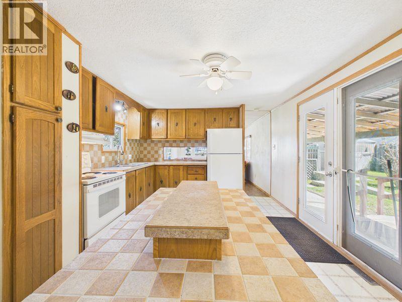 3311 21st Street N, Cranbrook, British Columbia  V1C 6E5 - Photo 17 - 10391475