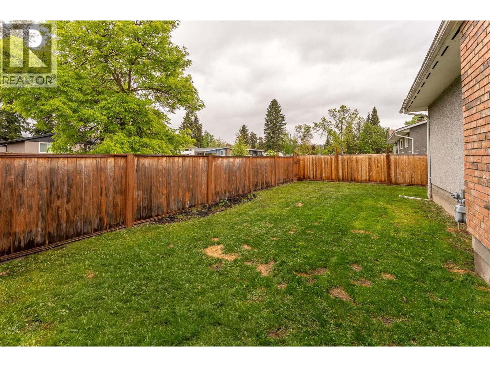 Listing image 24