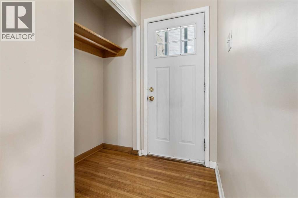 1306 87 Avenue SW, Calgary, Alberta  T2V 0W3 - Photo 6 - A2321347